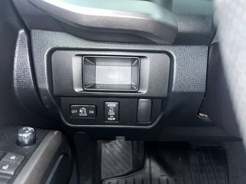 Used 2016 Toyota Tacoma SR5 AWD/4WD image 61