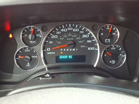 Used 2024 GMC Savana 2500 w/ Driver Convenience Package RWD image 26