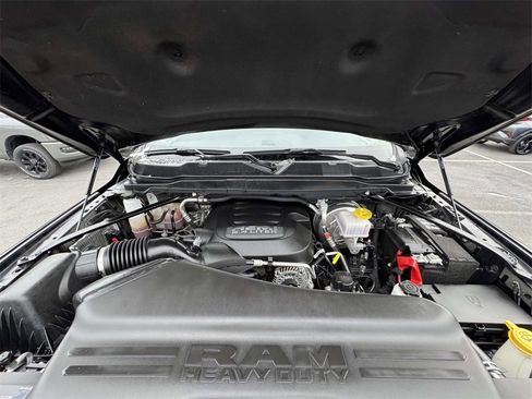 Used 2024 RAM 2500 Big Horn w/ Safety Group image 11