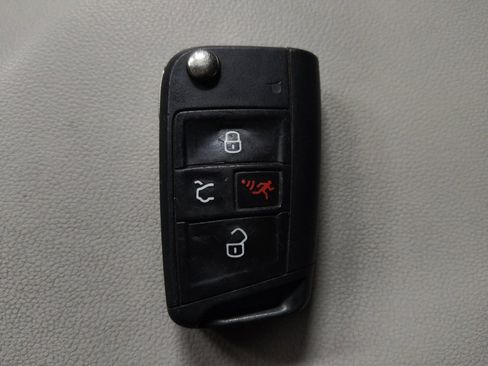 Used 2019 Volkswagen Jetta S w/ Driver Assistance Package FWD image 32