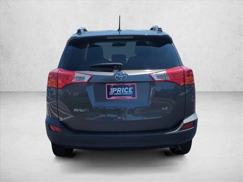 Used 2014 Toyota RAV4 LE FWD image 7