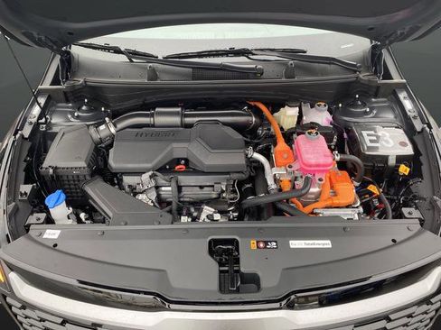 New 2026 Kia Sportage EX image 45