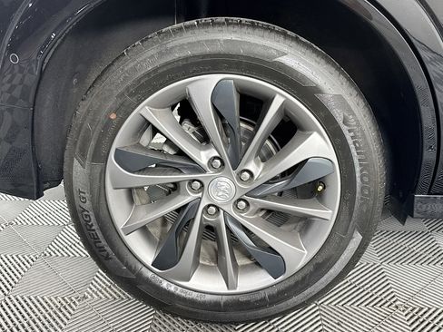 Used 2021 Buick Encore GX Essence w/ Advanced Technology Package image 32