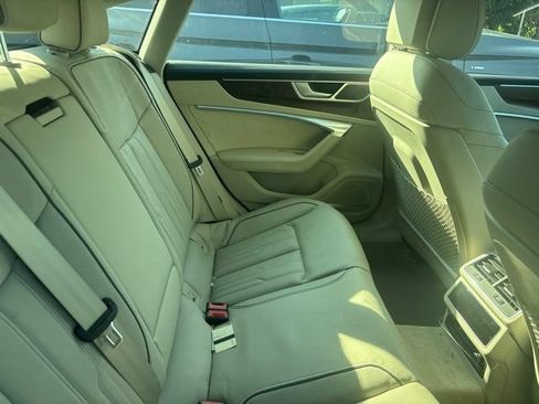 Used 2023 Audi A7 Prestige w/ Luxury Package AWD/4WD image 9