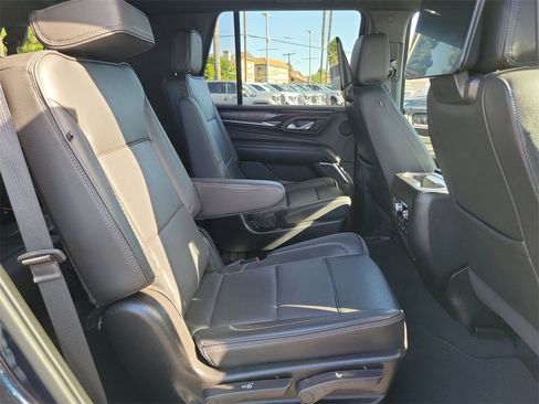 Certified 2023 GMC Yukon Denali image 28