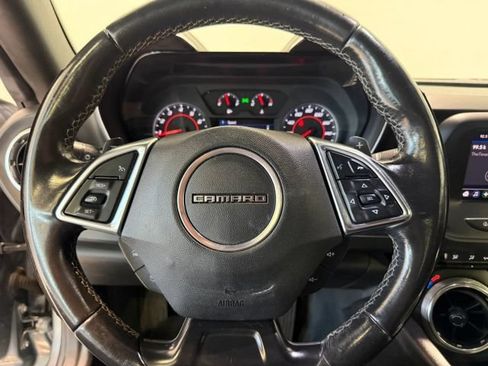 Used 2020 Chevrolet Camaro LT RWD image 13