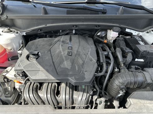 Used 2023 Kia Sportage EX FWD image 17