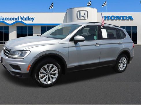 Used 2020 Volkswagen Tiguan S FWD image 3