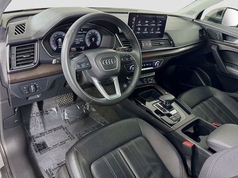 Used 2023 Audi Q5 2.0T Premium Plus w/ Premium Plus Package AWD/4WD image 10