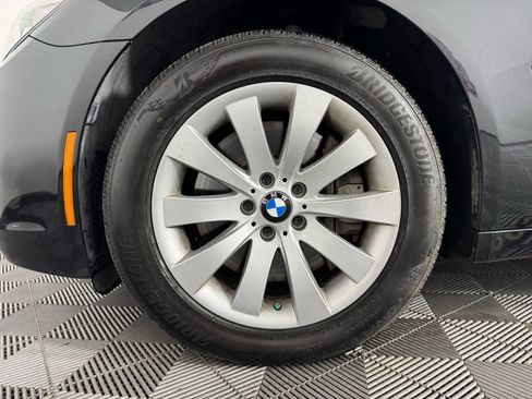 Used 2011 BMW 750Li xDrive image 44