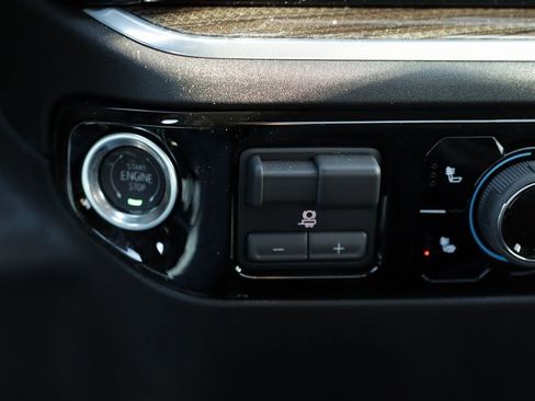 New 2026 Chevrolet Silverado 3500 LT image 18