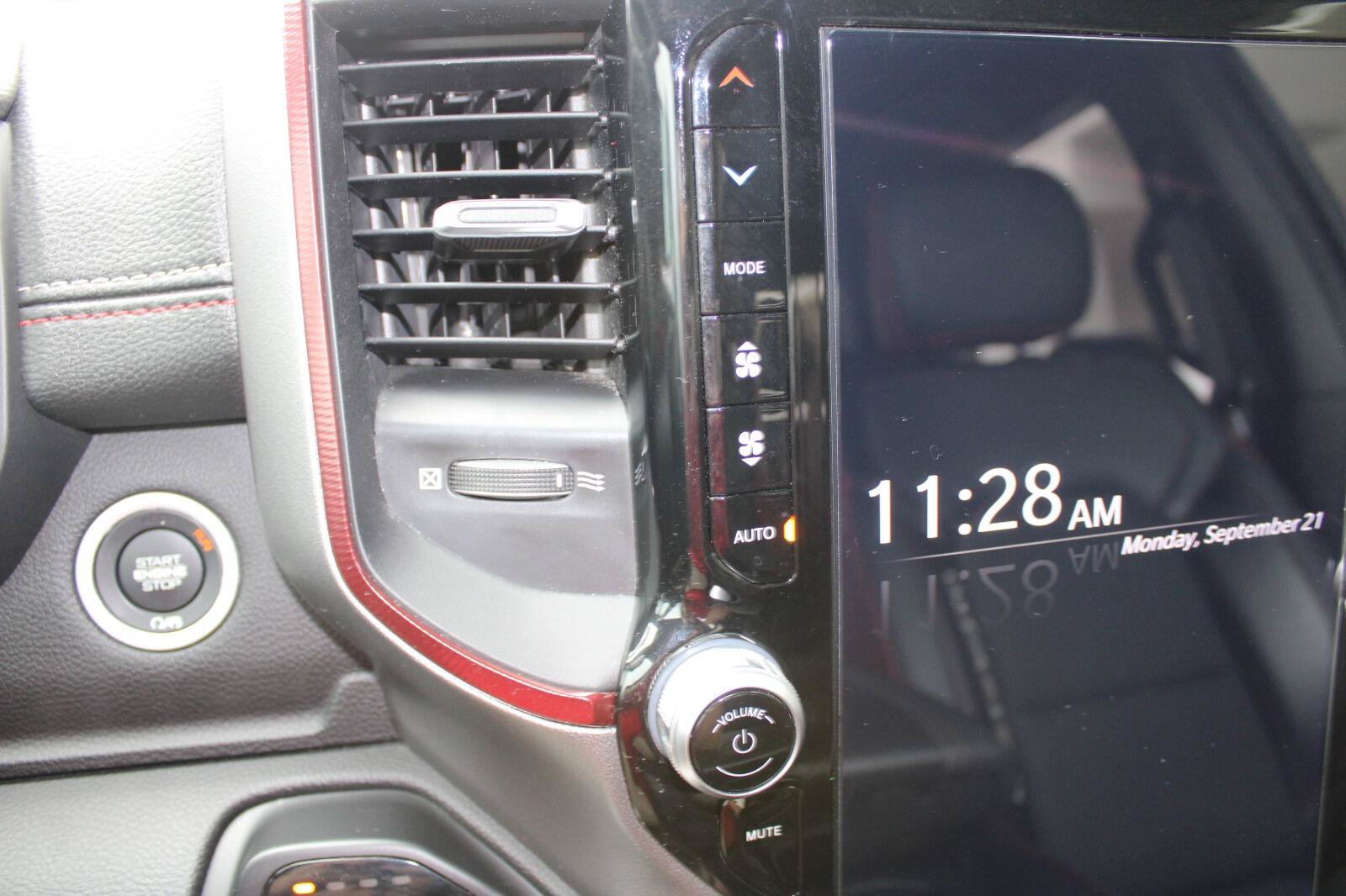 Used 2024 RAM 1500 Rebel w/ Rebel Level 1 Equipment Group AWD/4WD image 20