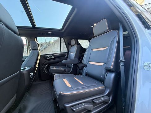 Used 2024 GMC Yukon AT4 w/ AT4 Premium Plus Package AWD/4WD image 18