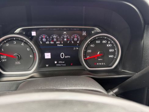 Used 2019 Chevrolet Silverado 1500 High Country w/ High Country Premium Package AWD/4WD image 18