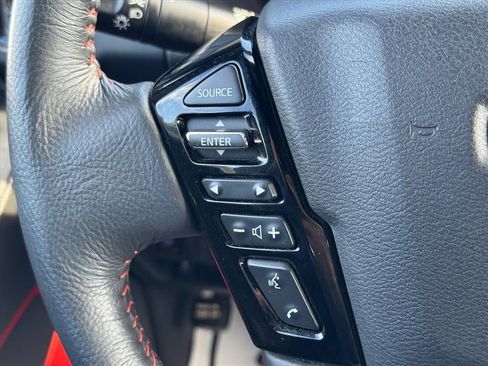 Used 2022 Nissan Frontier Pro-X image 17