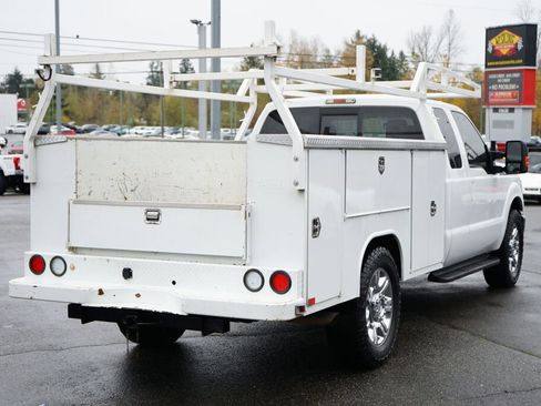 Used 2014 Ford F350 Lariat w/ Lariat Interior Package image 5