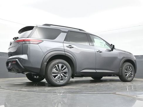 New 2026 Nissan Pathfinder SV w/ SV Premium Package FWD image 24