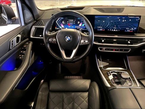 Certified 2024 BMW X5 xDrive50e image 5