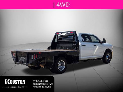 Used 2024 RAM 3500 SLT w/ Quick Order Package 2YG SLT AWD/4WD image 4