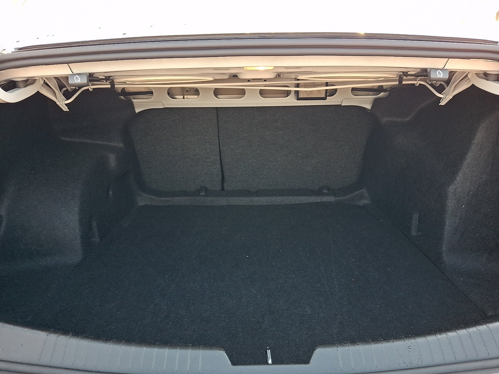 Used 2025 Chevrolet Malibu LT FWD image 28