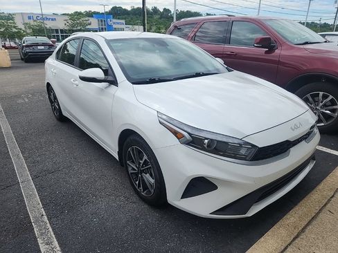 Certified 2023 Kia Forte LXS w/ LXS Technology Package FWD image 1