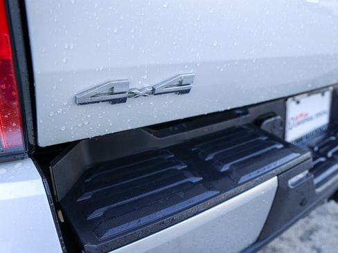 Used 2025 Toyota Tundra Limited image 15