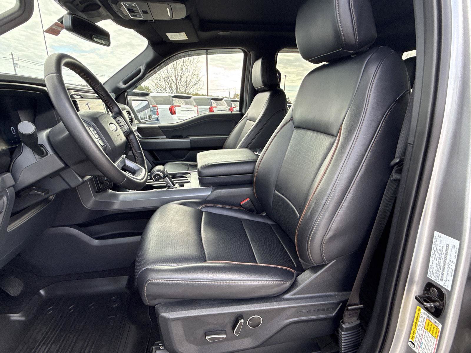 Used 2025 Ford F150 Lariat w/ Equipment Group 502A High AWD/4WD image 17