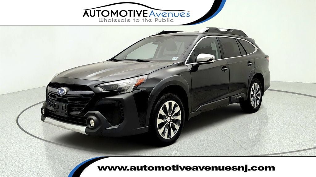 Used 2023 Subaru Outback Touring AWD/4WD image 1