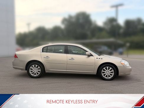 Used 2009 Buick Lucerne CXL w/ Driver Confidence Package FWD image 7