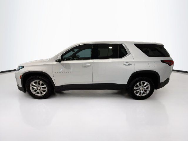 Used 2024 Chevrolet Traverse LS w/ Safety Package AWD/4WD image 4