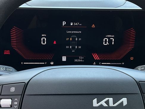 Used 2025 Kia K4 LXS image 21