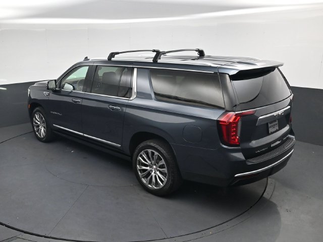 Used 2021 GMC Yukon XL Denali w/ Denali Premium Package AWD/4WD image 27