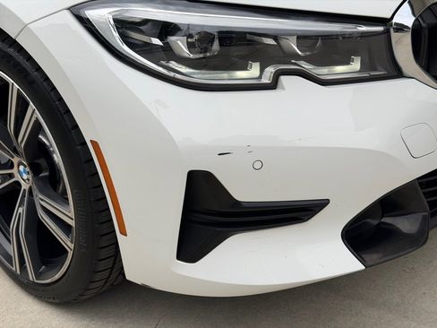 Used 2021 BMW 330i Sedan w/ Driving Assistance Package RWD image 4