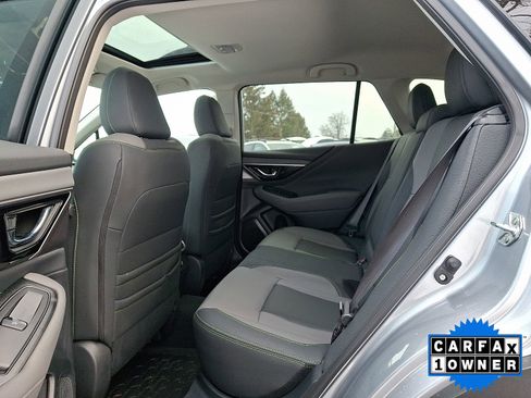 Certified 2025 Subaru Outback Onyx Edition image 39
