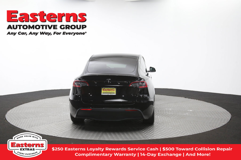 Used 2021 Tesla Model Y Long Range AWD/4WD image 35