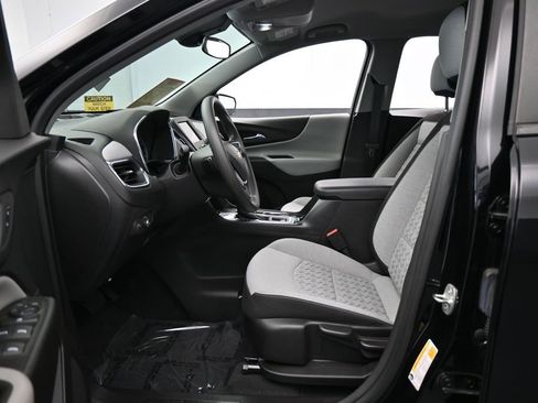 Used 2024 Chevrolet Equinox LS FWD image 11