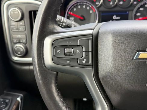 Used 2021 Chevrolet Silverado 1500 LT AWD/4WD image 33