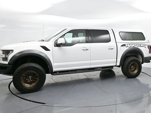 Used 2018 Ford F150 Raptor w/ Equipment Group 802A Luxury AWD/4WD image 4
