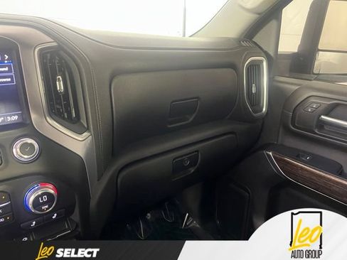 Used 2022 GMC Sierra 2500 SLE w/ SLE Value Package; AWD/4WD image 19