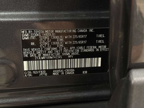 Used 2022 Toyota RAV4 LE AWD/4WD image 14