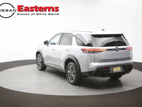 Used 2024 Nissan Pathfinder S AWD/4WD image 64