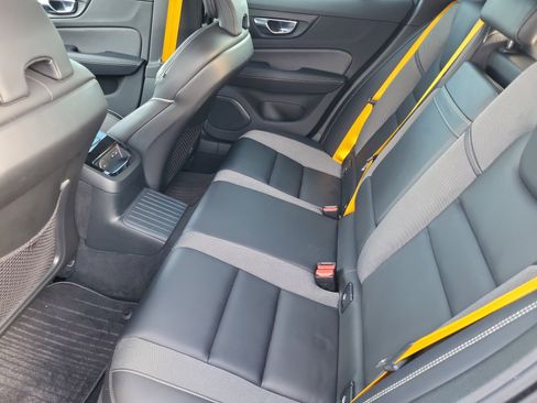 Certified 2021 Volvo V60 T8 Polestar image 24