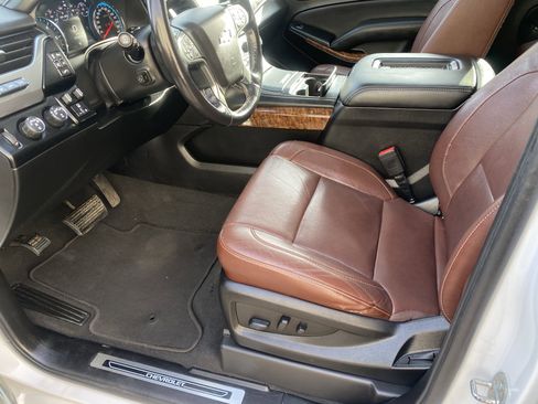 Used 2020 Chevrolet Tahoe Premier w/ Premier Plus Edition image 20