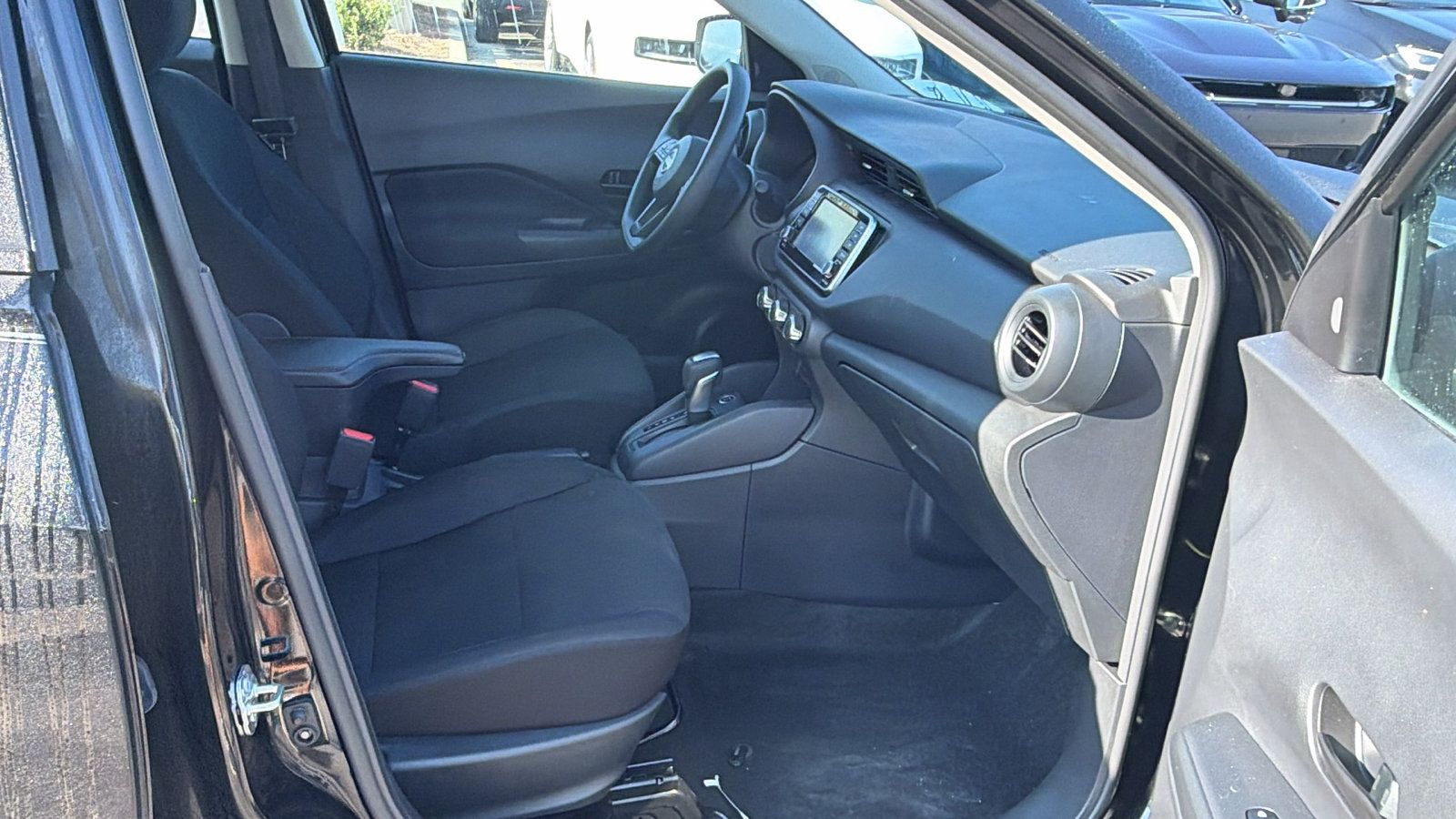 Used 2025 Nissan Kicks Play S FWD image 19