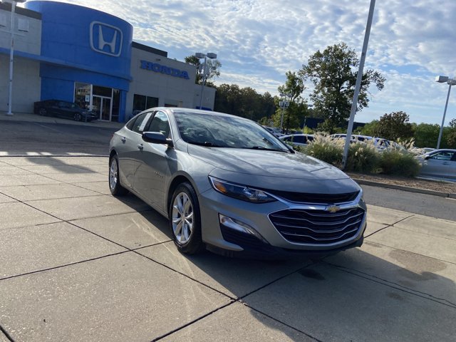 Used 2024 Chevrolet Malibu LT FWD image 2