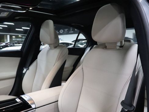 Used 2023 Mercedes-Benz C 300 Sedan image 11