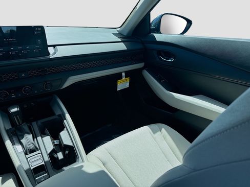 New 2026 Honda Accord LX image 18