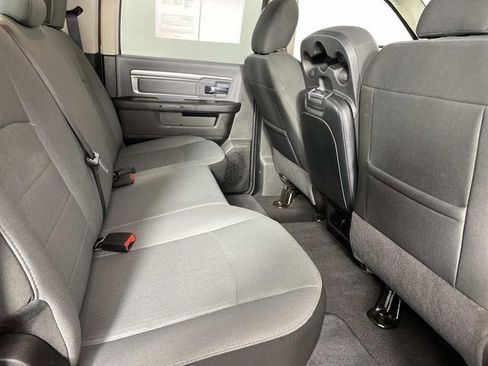 Used 2022 RAM 1500 Classic SLT AWD/4WD image 11