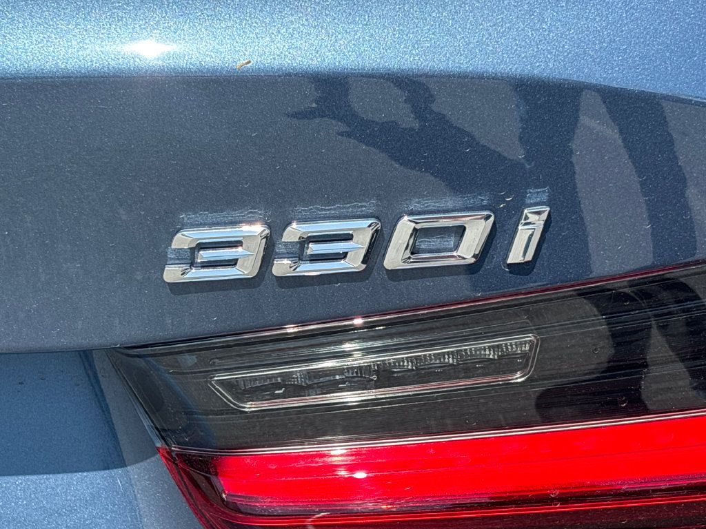 Used 2026 BMW 330i Sedan w/ Convenience Package RWD image 13