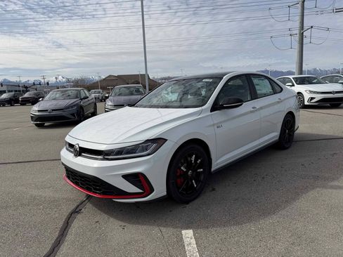 New 2026 Volkswagen Jetta GLI Autobahn FWD image 6